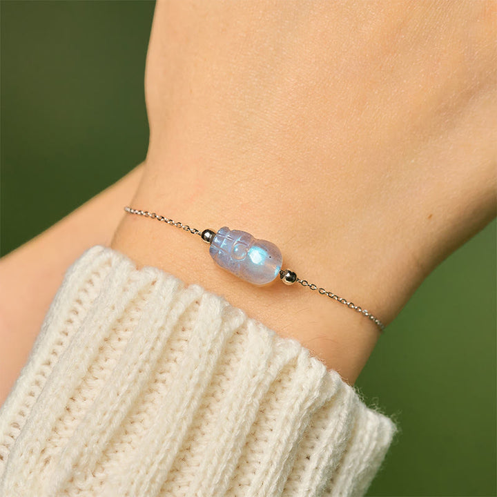Pulsera curativa de piedra lunar Pixiu de plata de ley 925 con Buddha Stones - image 9