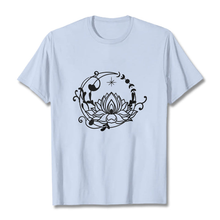 Camiseta de algodón con diseño simple de Buddha Stones, flor de loto, luna y enredaderas. - Cian claro - 2XL - image 19
