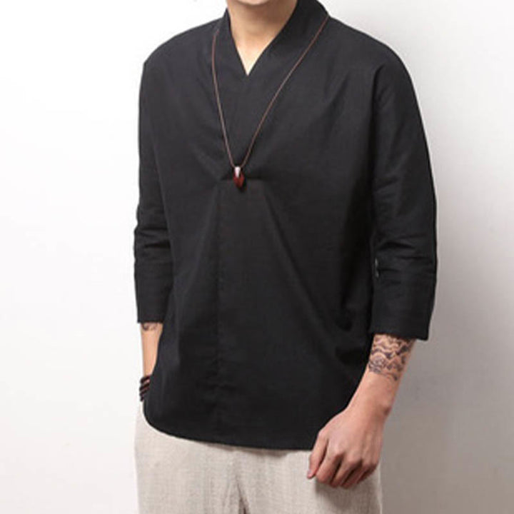 Camisa casual de algodón con cuello en V y manga tres cuartos para hombre de Buddha Stones - image 7