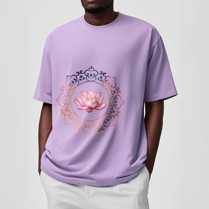 Camiseta de algodón con estampado de loto rosa y mandala de Buddha Stones - image 17
