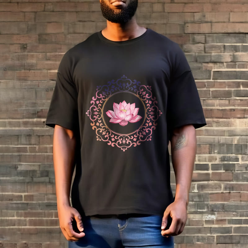 Camiseta de algodón con estampado de loto rosa y mandala de Buddha Stones - image 2
