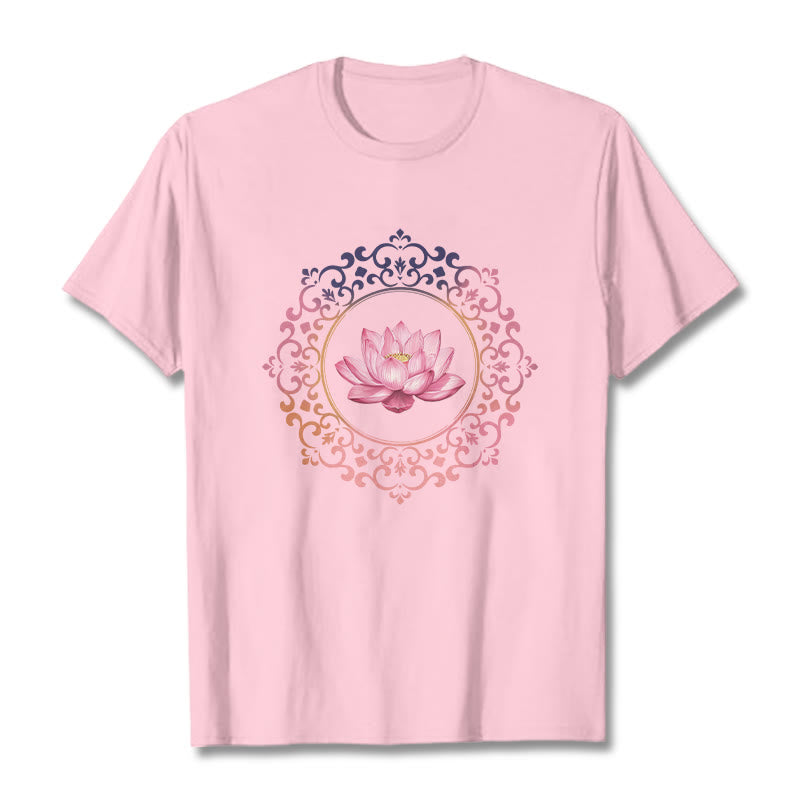 Camiseta de algodón con estampado de loto rosa y mandala de Buddha Stones - Rosa claro - 2XL - image 12