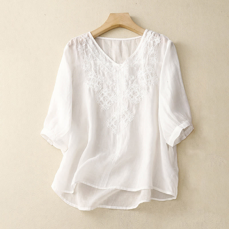 Camisa de mujer de media manga con cuello en V y bordado de líneas de Buddha Stones - Blanco - US12, UK/AU16, EU44 (2XL) - image 16