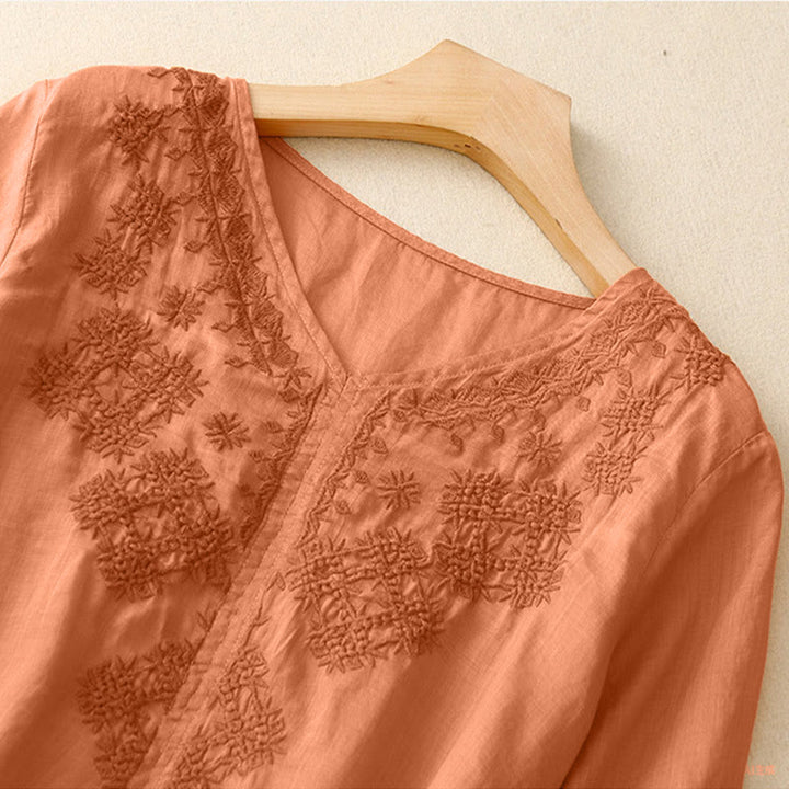 Camisa de mujer de media manga con cuello en V y bordado de líneas de Buddha Stones - image 10