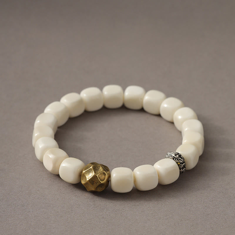 Pulsera de calma con semillas de Bodhi y Buddha Stones , cobre y latón martillados - Semilla de Bodhi (circunferencia de la muñeca: 15-17 cm) - image 0
