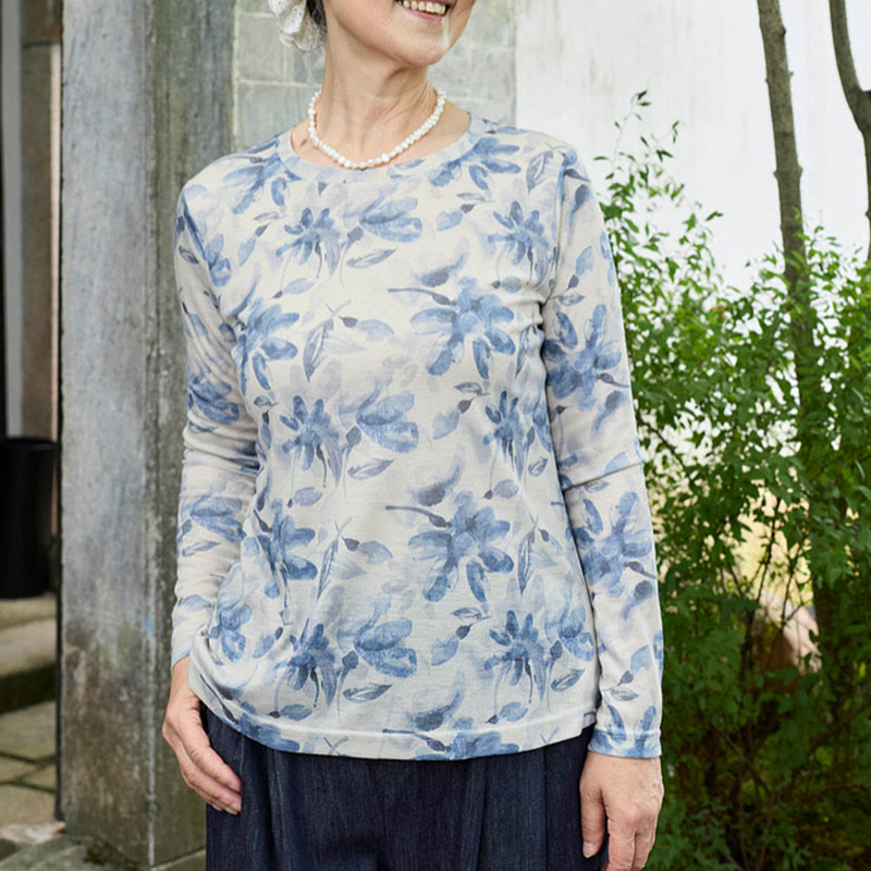 Camiseta de manga larga para mujer con estampado floral azul otoñal de Buddha Stones para adultos mayores - AliceBlue - US8-10，UK/AU12-14，EU40-42 (2XL) - image 0