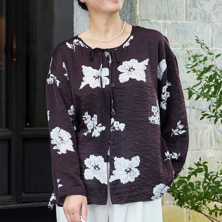 Camisa de manga larga con botones y cordones con flores negras de Buddha Stones para mujer adulta mayor - Negro - US14，UK/AU18，EU46 (2XL) - image 0