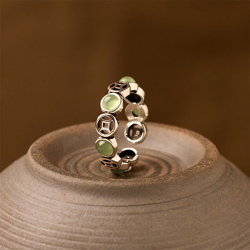 Anillo abierto de prosperidad y suerte con monedas de cobre, ágata roja del sur y jade de Buddha Stones - Jade - image 0