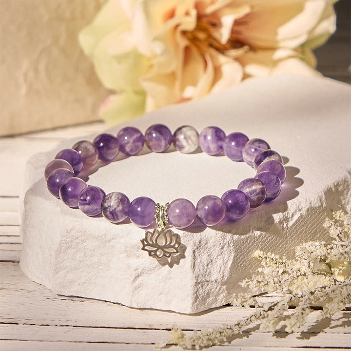 Pulsera de cuentas de equilibrio natural con diseño de loto y amatista de plata de ley 925 de Buddha Stones - image 1