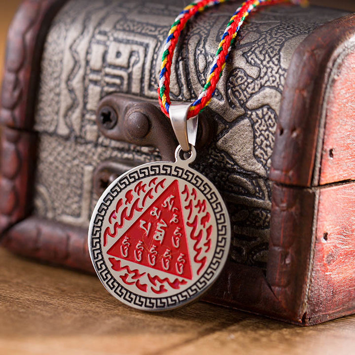 Collar con colgante de cuerda de color de acero de titanio con Buddha Stones Om Hum en sánscrito para la suerte - image 9