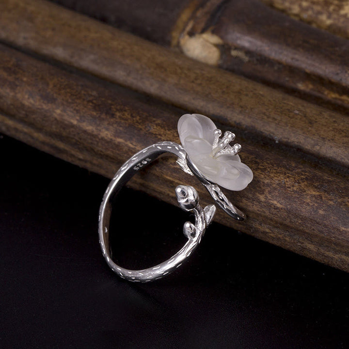 Anillo curativo ajustable de plata de ley 925 con flor de cristal blanco natural de Buddha Stones - image 2