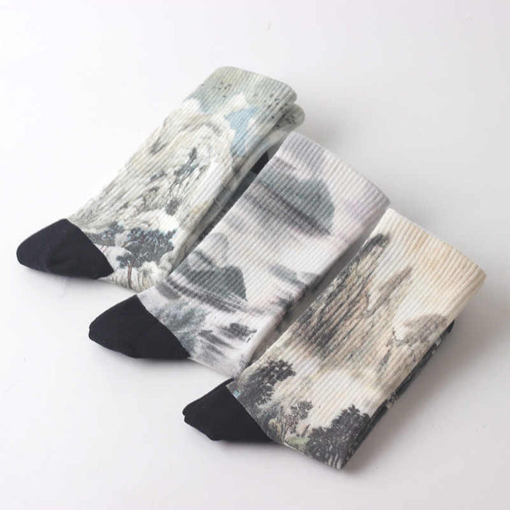 Calcetines unisex de tres pares con diseño de paisaje con pintura de tinta china y Buddha Stones para hombre y mujer - image 1