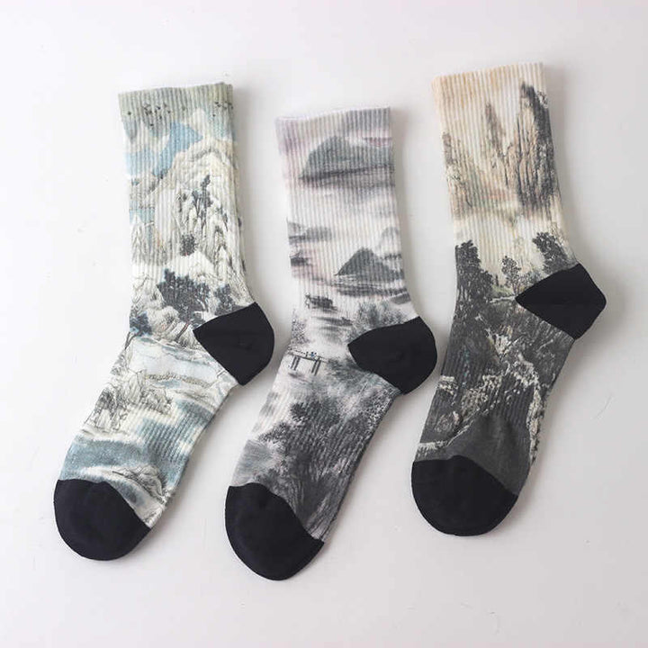 Calcetines unisex de tres pares con diseño de paisaje con pintura de tinta china y Buddha Stones para hombre y mujer - Calcetines de tres pares con salpicaduras de color - Talla única (EE. UU. 5,5-10, UE 37-42, UK/AU4 4-9, Asia 23,5-26,5 cm) - image 0