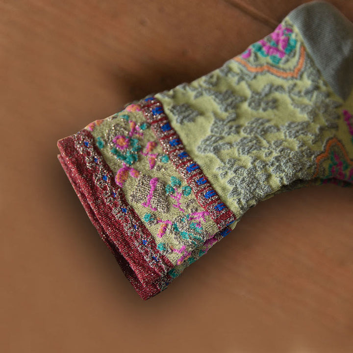 Calcetines de algodón para mujer con estampado floral retro en relieve de Buddha Stones - image 2