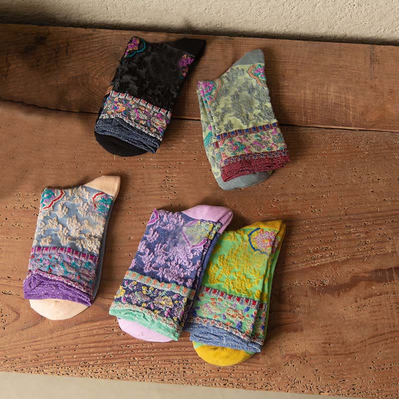 Calcetines de algodón para mujer con estampado floral retro en relieve de Buddha Stones - image 24