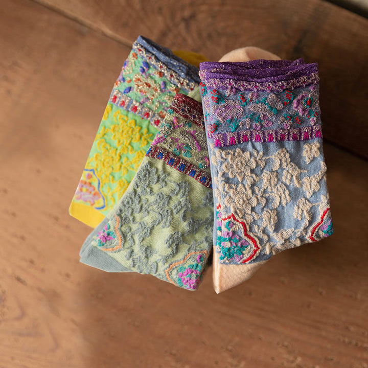 Calcetines de algodón para mujer con estampado floral retro en relieve de Buddha Stones - image 26