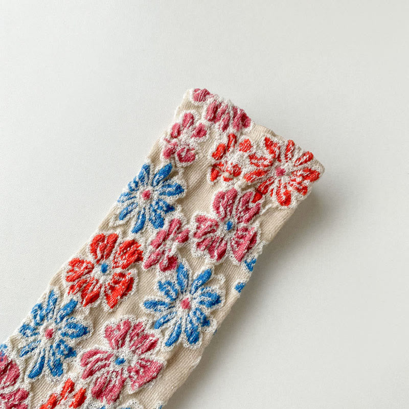 Calcetines de algodón para mujer con diseño floral texturizado étnico y colores contrastantes de Buddha Stones - image 7