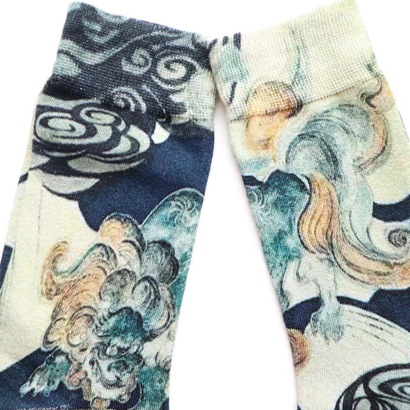 Calcetines informales de algodón con ondas multicolores estilo tinta de Buddha Stones para mujer - image 2
