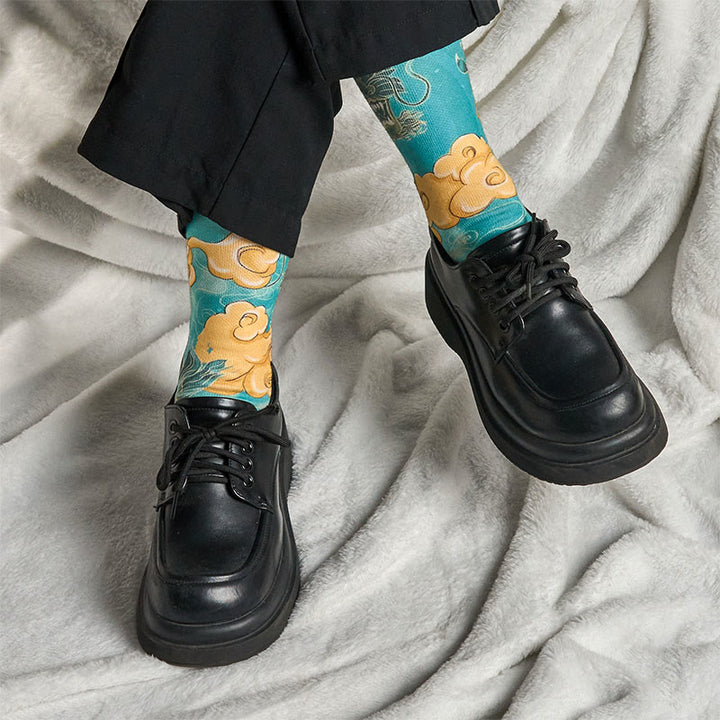 Calcetines informales con diseño de dragón y nubes auspiciosas de Buddha Stones para hombre - image 6
