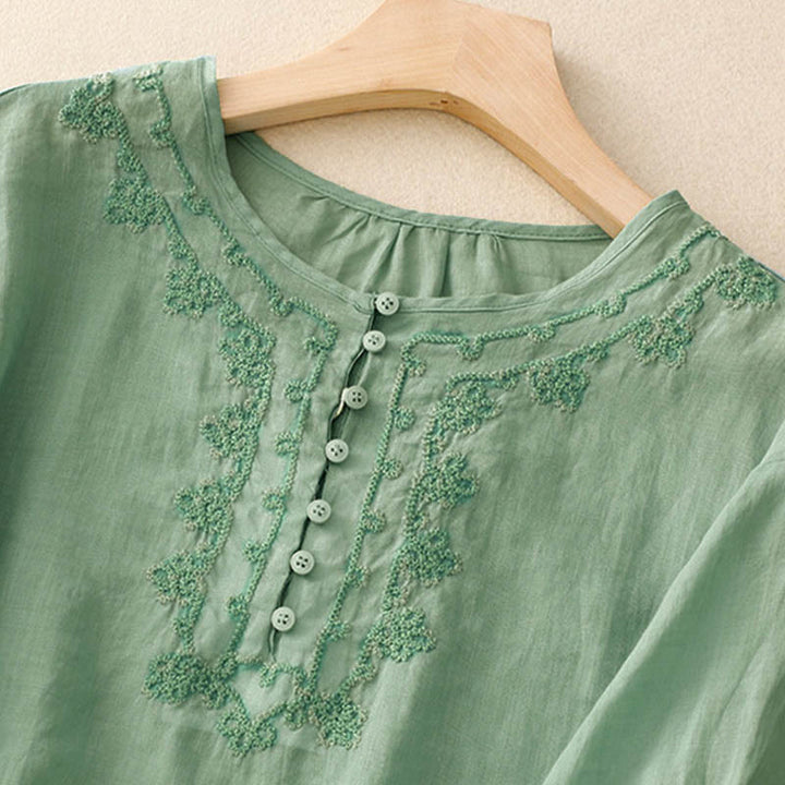 Camisa informal de media manga con diseño de hebilla de rana y diseño sencillo de Buddha Stones para mujer - image 18