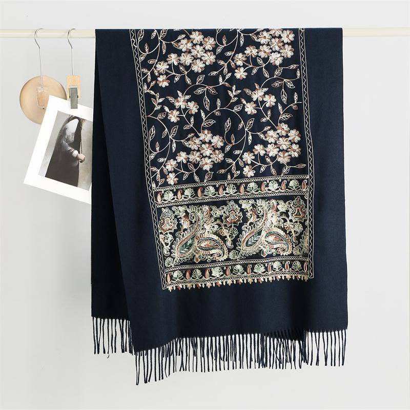 Bufanda chal acogedor con borlas y diseño de flores de anacardo en color marrón y beige de Buddha Stones para invierno - Azul acero - 182*71 cm - image 0