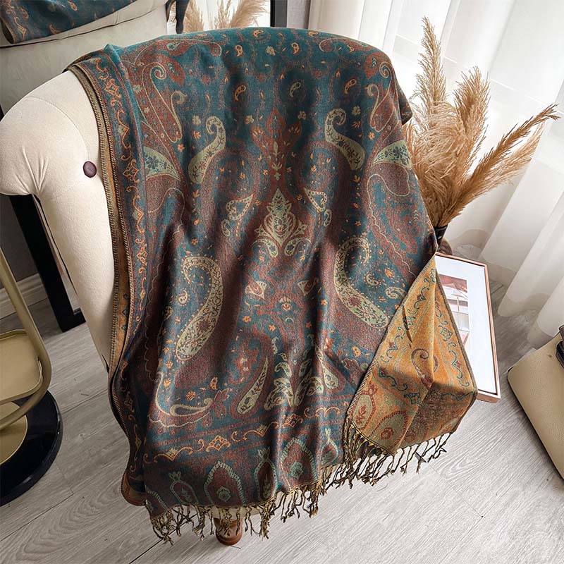 Bufanda/chal con borlas y estampado floral paisley de Buddha Stones para primavera - image 1