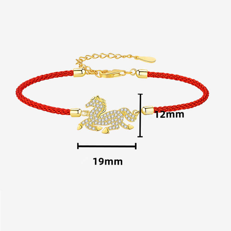 Pulsera de hilo rojo con Buddha Stones , plata de ley 925 bañada en oro de 18 quilates y el Año del Caballo. - image 1