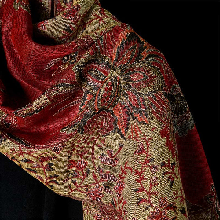 Bufanda chal suave con borlas y diseño de flores rojas de primavera y vides con piedras de Buddha Stones - image 9