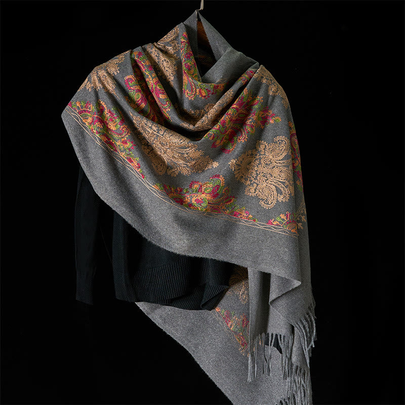 Bufanda chal acogedora con borlas y diseño de flores de vides coloridas de invierno con Buddha Stones - image 1