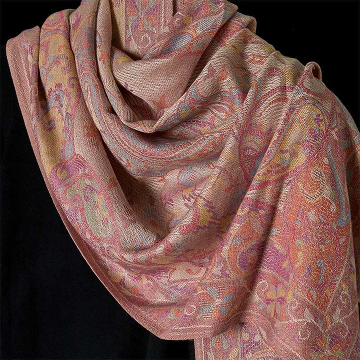 Bufanda chal suave con borlas y diseño de flores de anacardo primaverales con Buddha Stones - image 3