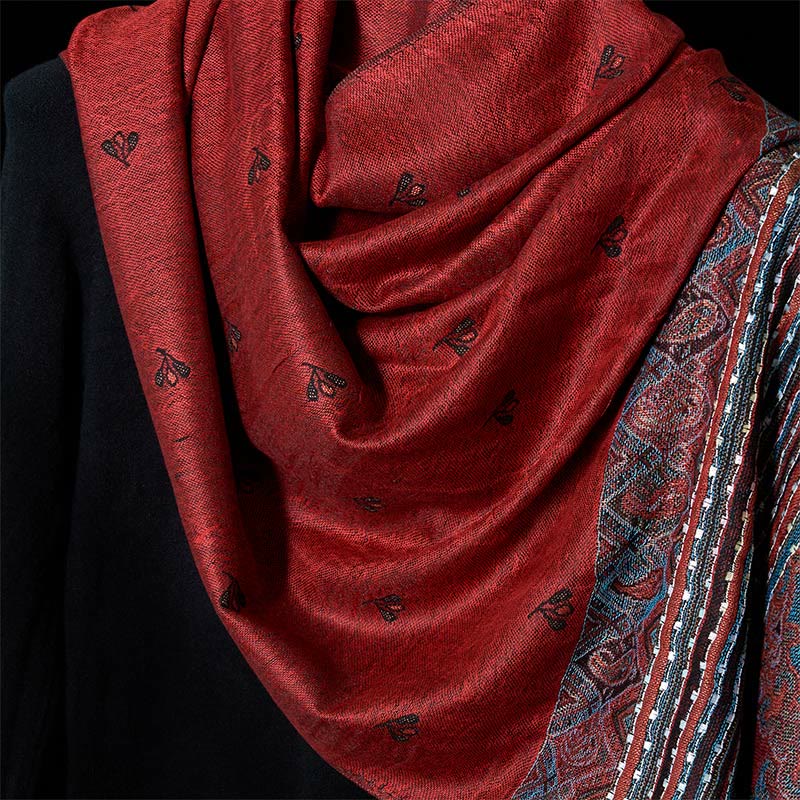 Bufanda chal suave con borlas y diseño geométrico de rayas y flores de anacardo de primavera de Buddha Stones - image 3