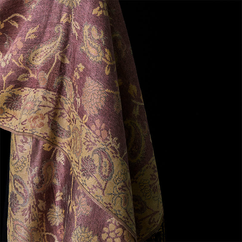 Bufanda chal suave con borlas y estampado de flores de anacardo morado pálido y Buddha Stones - image 4