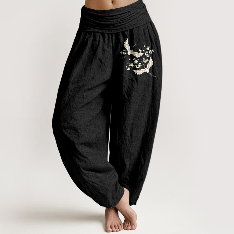 Pantalones harén de algodón puro para mujer con cintura elástica y estampado de flores y grullas de Buddha Stones - Negro - US22，UK/AU26，EU54 (6XL) - image 0