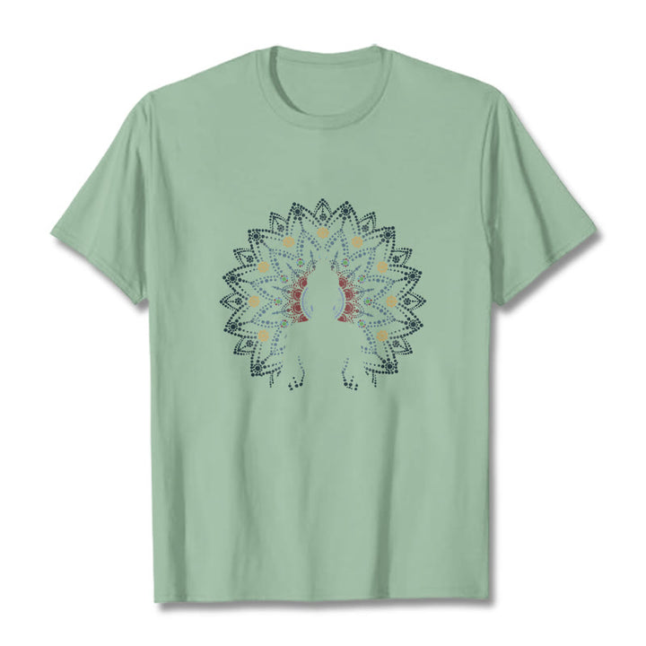 Camiseta con estampado de Buda sereno sentado y flor de mandala con Buddha Stones - Verde pálido - 2XL - image 4