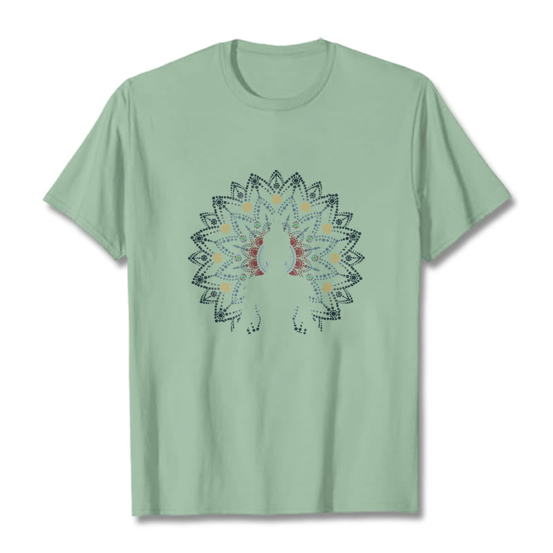 Camiseta con estampado de Buda sereno sentado y flor de mandala con Buddha Stones - Verde pálido - 2XL - image 4