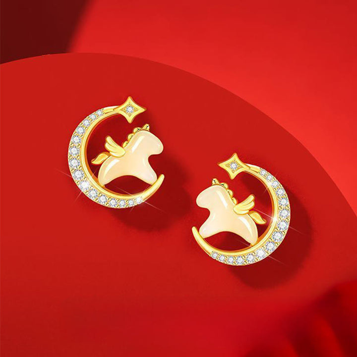 Pendientes de plata de ley 925 con circonitas lunares y jade hetiano del Año del Caballo con Buddha Stones - Jade, plata de ley 925 y circonita (postes de plata de ley 925) - image 0