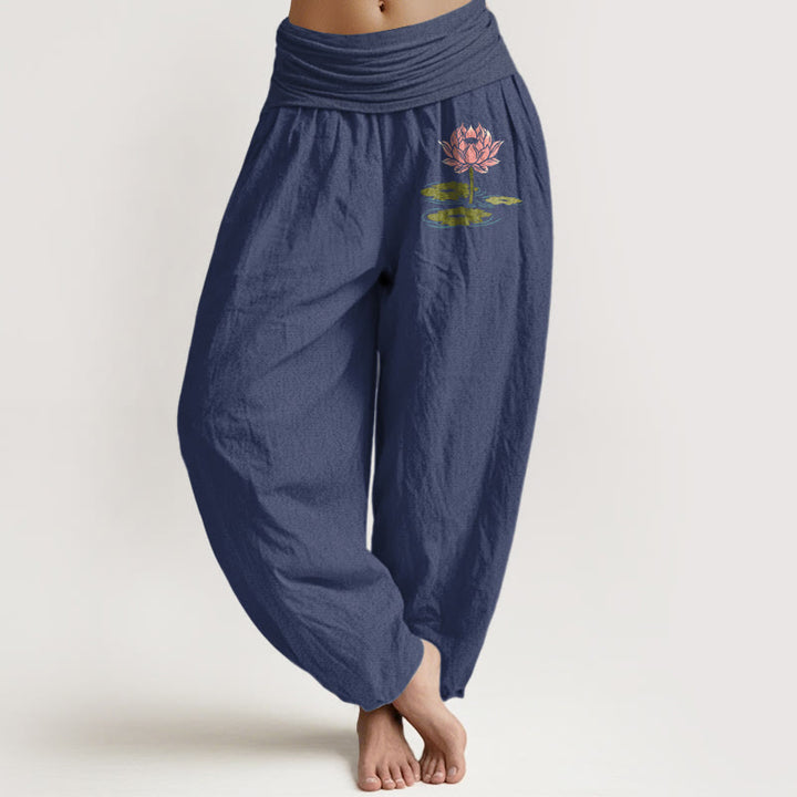 Pantalones bombachos de cintura elástica para mujer, de algodón puro con estampado de hojas y flores de loto de Buddha Stones. - Azul pizarra oscuro - US16，UK/AU20，EU48 (3XL) - image 5
