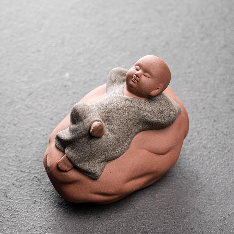 Estatua de Buddha Stones, monje descansando, mirando hacia arriba, de cerámica, decoración para el hogar, compasión - Rest Gray Monk 8,2 x 6,2 x 6,2 cm - image 13