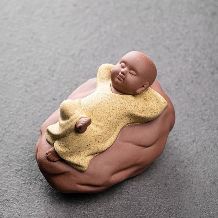 Estatua de Buddha Stones, monje descansando, mirando hacia arriba, de cerámica, decoración para el hogar, compasión - Descanso Monje Amarillo 8,2*6,2*6,2 cm - image 9
