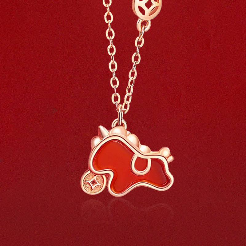 Colgante de plata de ley 925 con dije de moneda del Año del Caballo y Buddha Stones, con ágata roja. - image 1