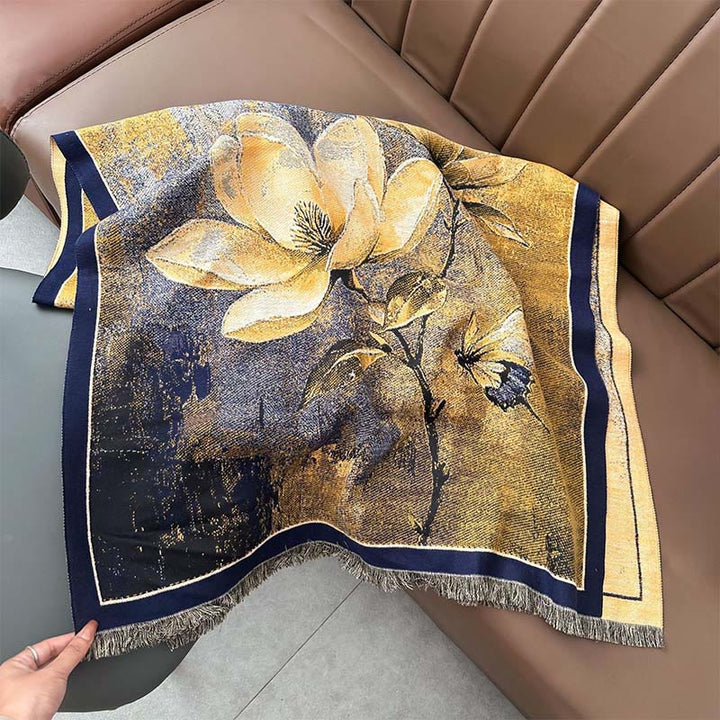 Bufanda/chal suave con estampado de mariposas y magnolias de invierno con Buddha Stones - image 5