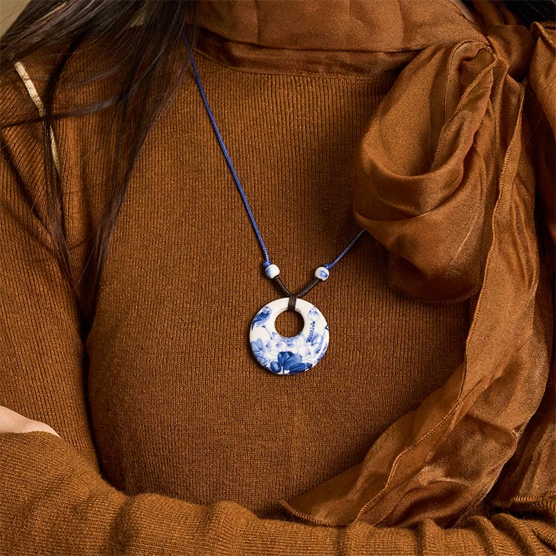 Collar de cerámica con símbolo de loto, peonía étnica, flores de melocotón y piedras de Buddha Stones, colgante de iluminación. - image 4