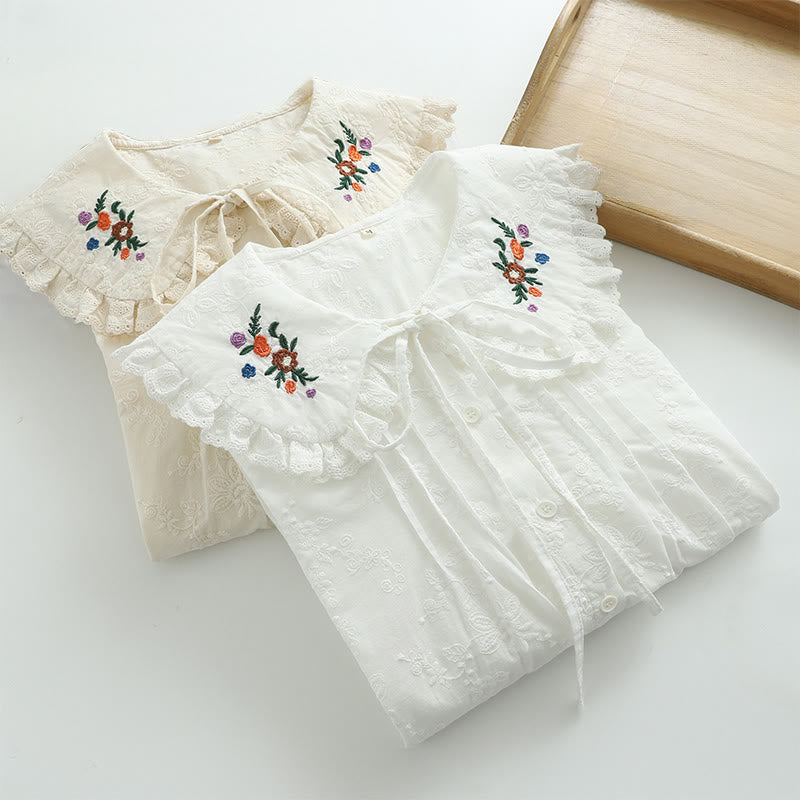 Camisa de manga larga de algodón para mujer con bordado floral blanco otoñal de Buddha Stones y cuello Peter Pan con botones. - image 10