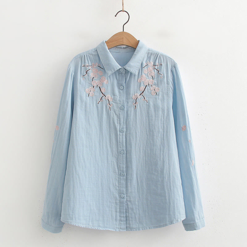 Camisa de manga larga de algodón para mujer con botones bordados de flores de ciruelo rosa otoñal y Buddha Stones - Azul claro - US6，UK/AU10，EU38 (XL) - image 0