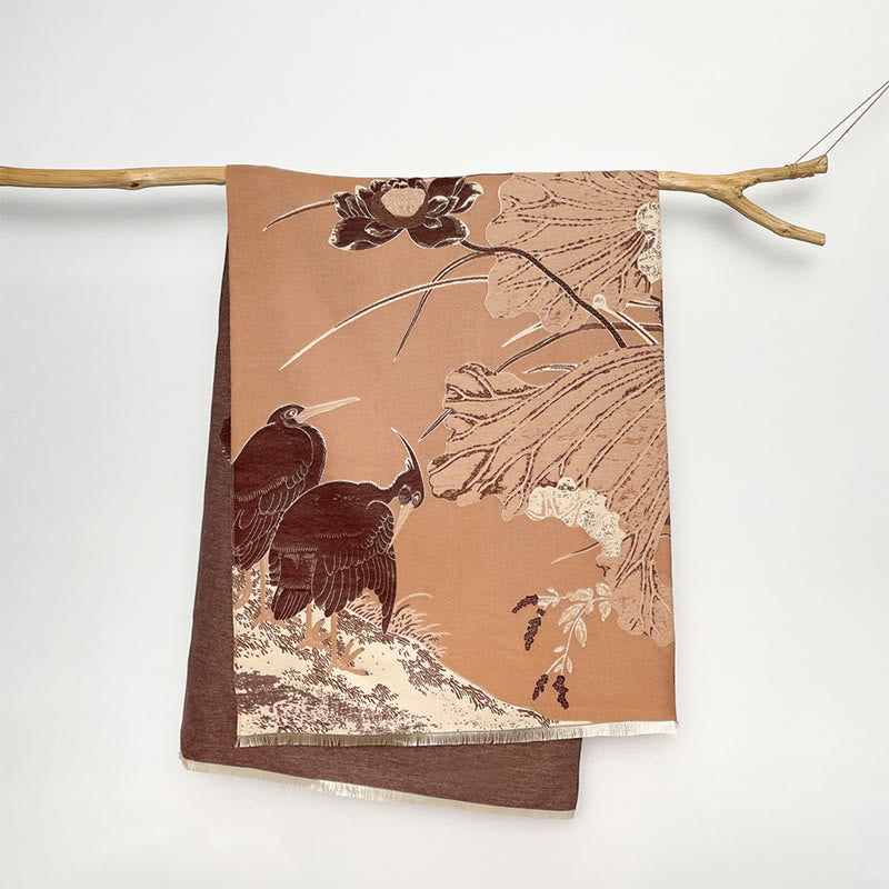 Bufanda/chal suave con estampado de Buddha Stones, cigüeñas, pájaros y flores de loto en invierno. - Sandy Brown - 180*65 cm - image 12