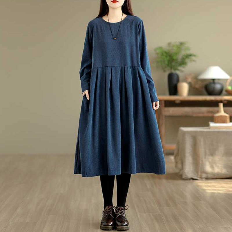 Vestido midi liso azul oscuro de pana con mangas largas y bolsillos, estampado de Buddha Stones. - image 1