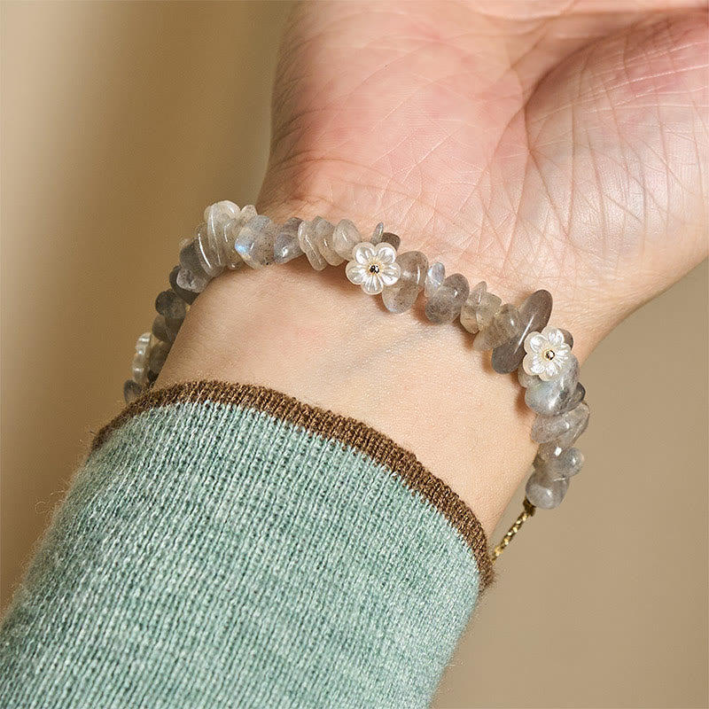 Pulsera de equilibrio con diseño irregular de flor de cristal de Buddha Stones, amatista y cristal blanco. - image 23