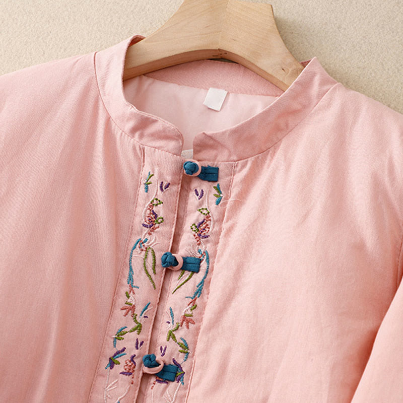 Chaqueta térmica de manga larga para mujer con bordado de flores de invierno y botones de rana de Buddha Stones - image 9