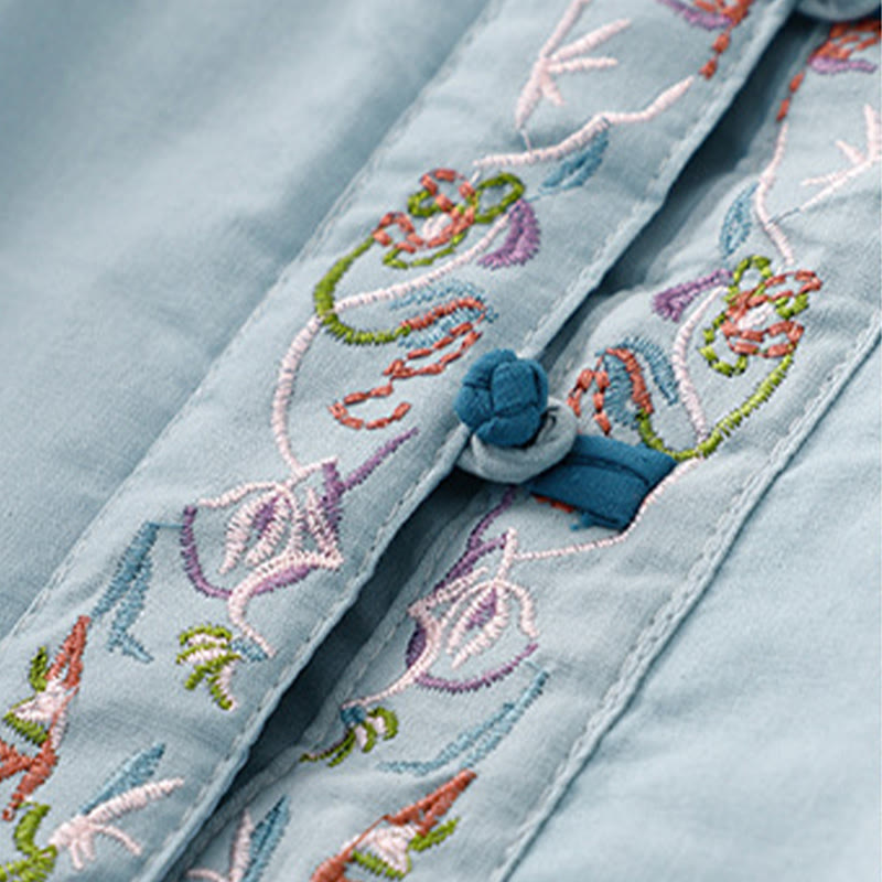 Chaqueta térmica de manga larga para mujer con bordado de flores de invierno y botones de rana de Buddha Stones - image 3