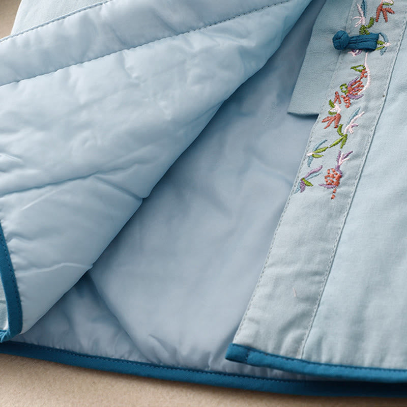 Chaqueta térmica de manga larga para mujer con bordado de flores de invierno y botones de rana de Buddha Stones - image 5